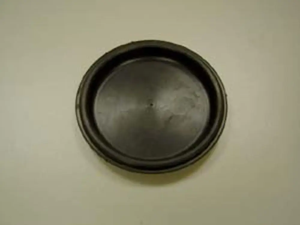 Flanschdichtung aus schwarzem Material, flach und rund mit einem Innenbereich, geeignet für Anwendungen in Heizsystemen, Marke Remeha.